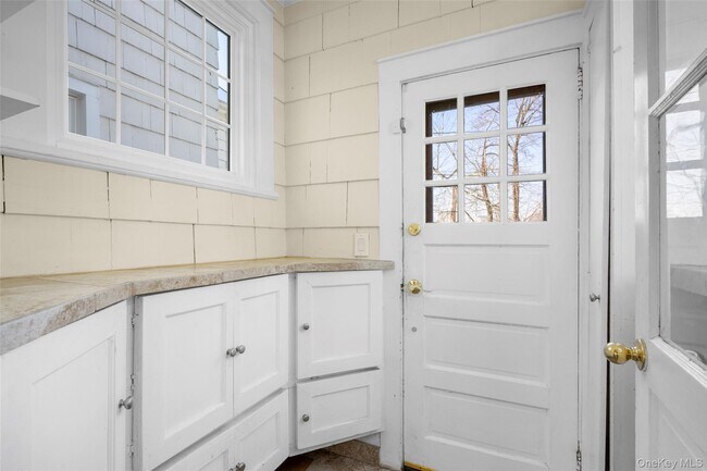 Building Photo - 1146 North Ave