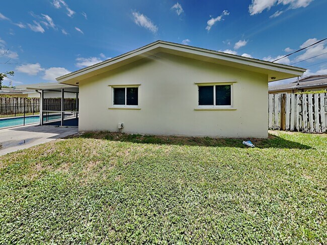 Building Photo - 1151 Coconut Creek Blvd