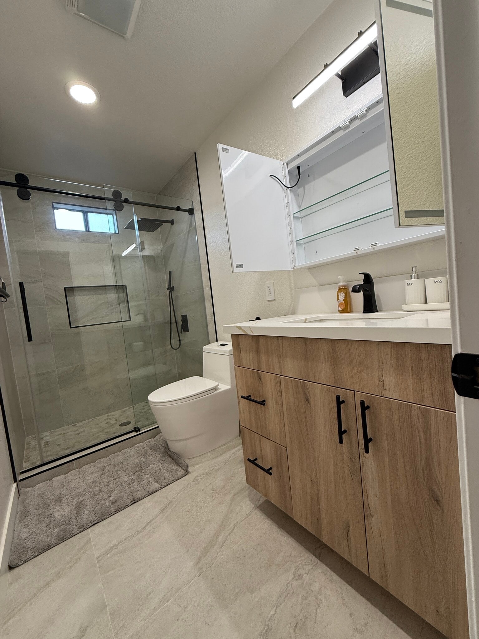 Building Photo - 4639 Executive Dr