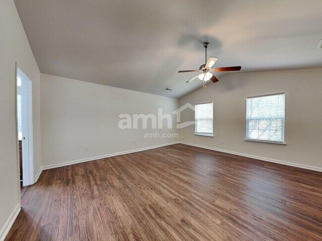 Building Photo - 4662 Abbey Park Rd