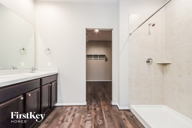 Building Photo - 15271 Timber Preserve Ln