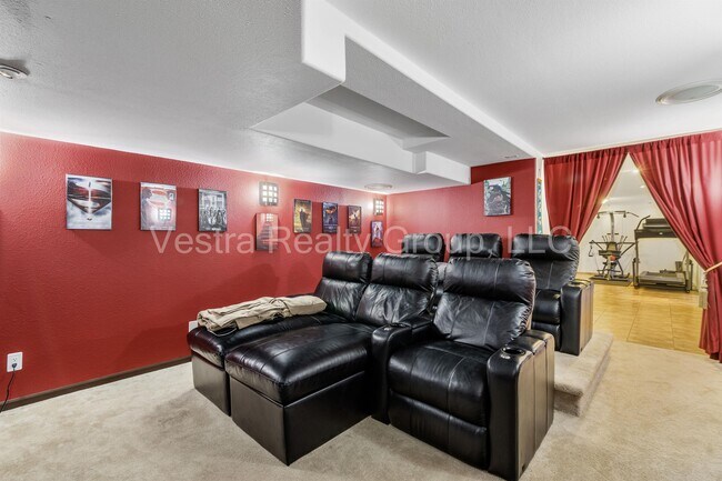 Building Photo - 2157 Maples Pl