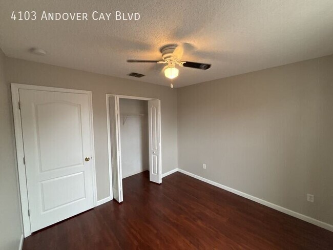 Building Photo - 4103 Andover Cay Blvd
