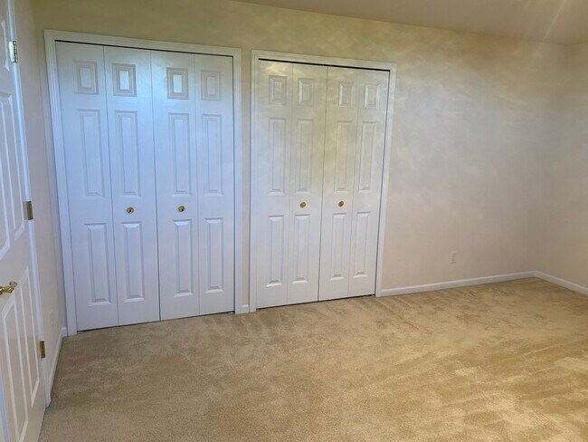 Building Photo - 3583 Oakmonte Blvd