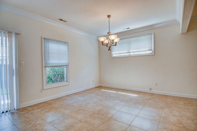 Building Photo - CHICKS BEACH CONDO FOR RENT - VIRGINIA BEACH!