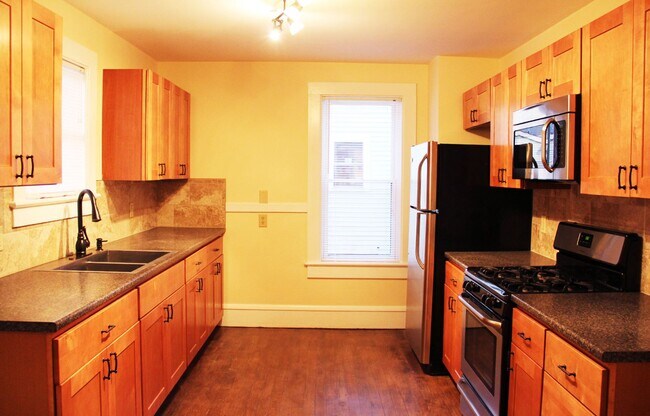 Building Photo - 23 West Ln