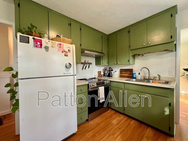 Building Photo - 30 Stevens Hill Rd