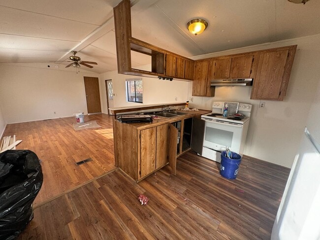 Building Photo - Winston 2 bedroom with large shop