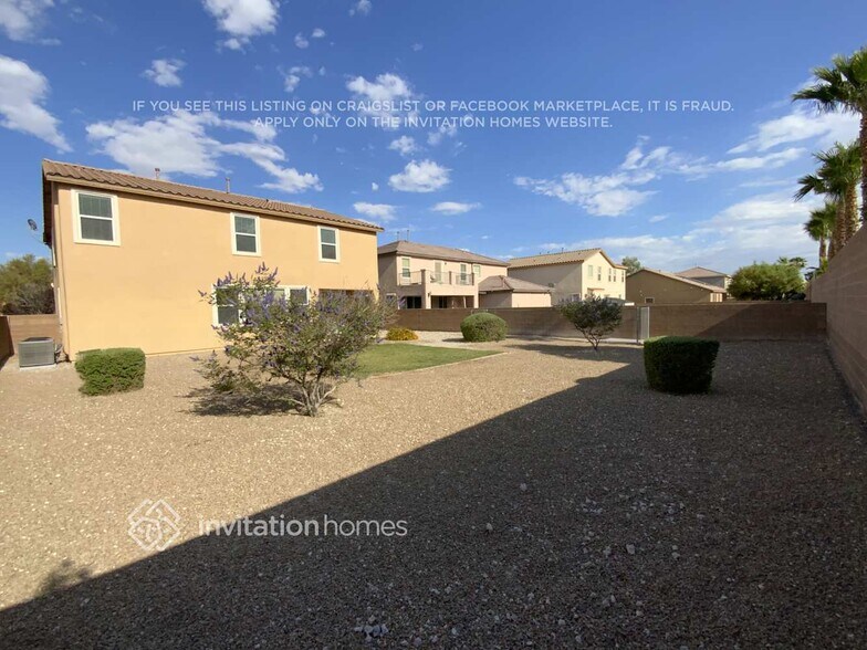 Building Photo - 8117 RedBud Vine St