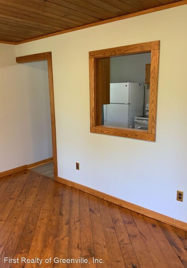 Building Photo - 2 br, 1 bath House - 296 Wagon Wheel Rd.