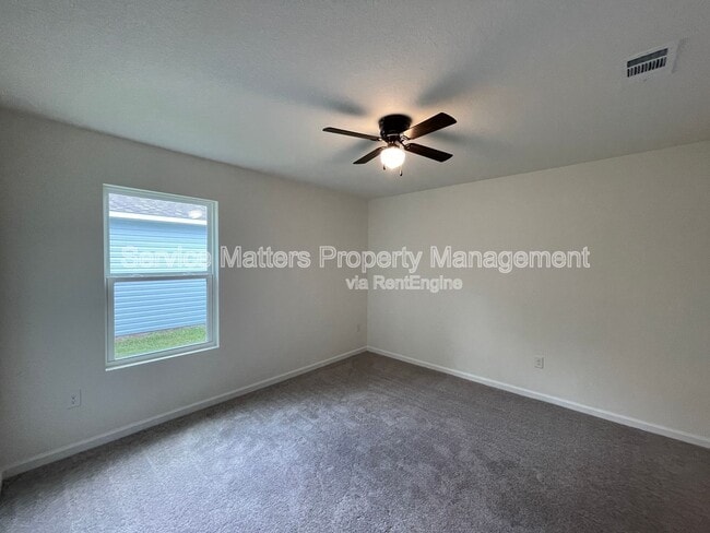 Building Photo - 6521 June Bug Dr