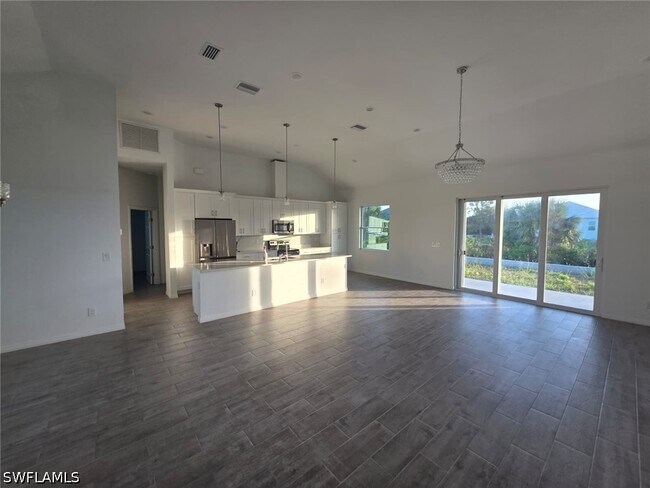 Building Photo - 14300 Kay Ln