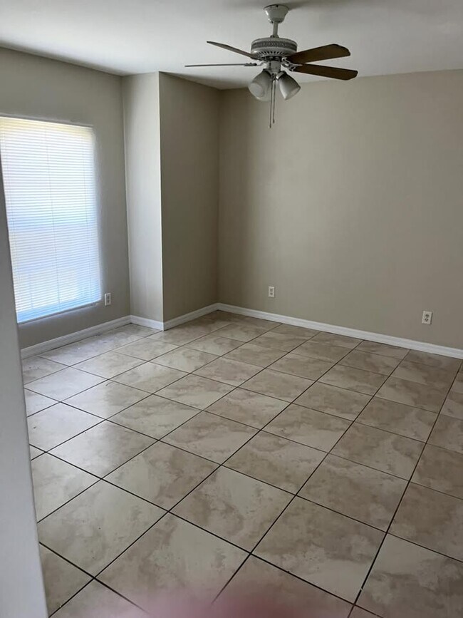 Building Photo - 1534 Mincey Terrace