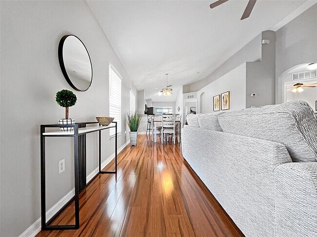 Building Photo - 24604 Siena Dr