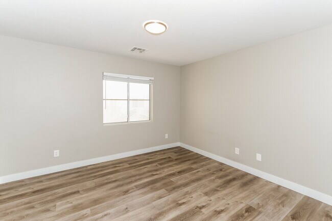 Building Photo - 8911 Deep Ridge Ct