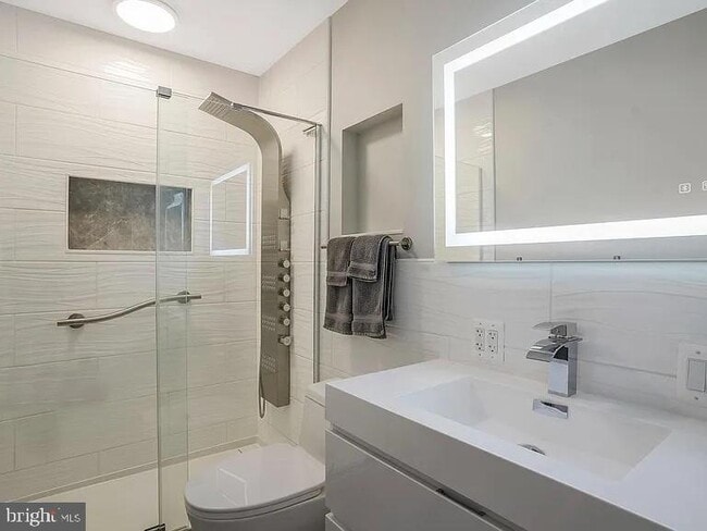 Building Photo - 8110 Cerromar Way