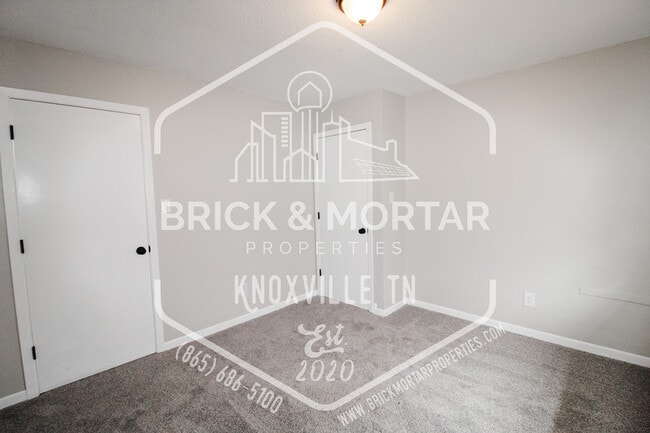 Building Photo - 2105 Belle Terra Rd