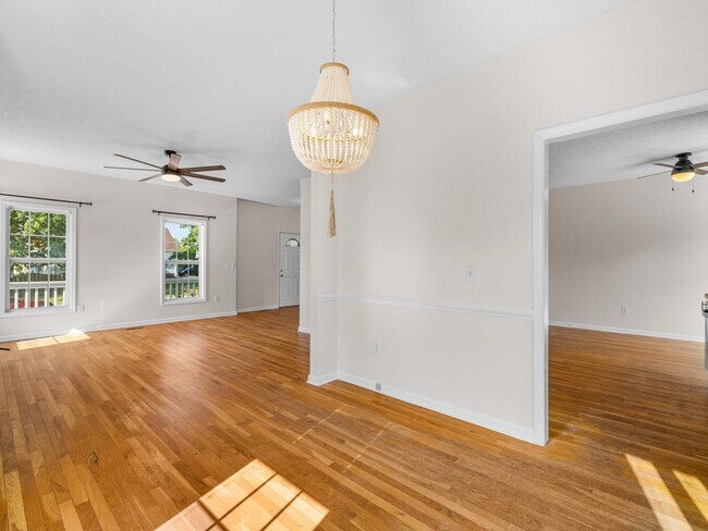 Building Photo - 217 Derby Downs Dr