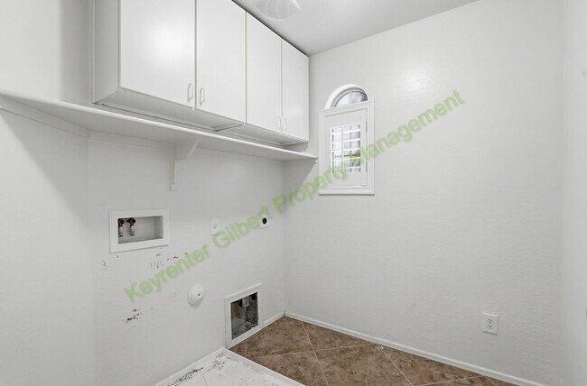 Building Photo - 3262 E Milky Way