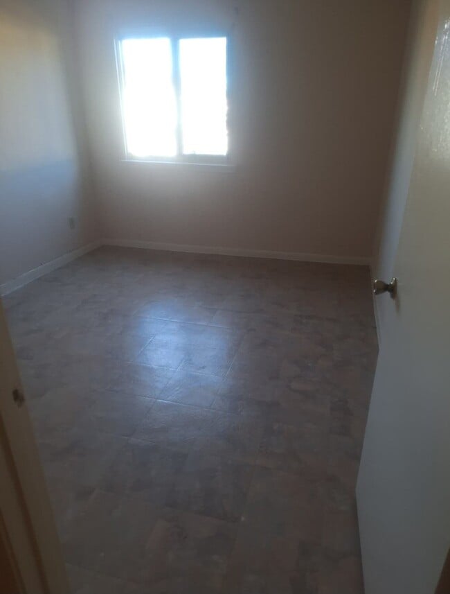 Building Photo - 2133 Shiveley Cir