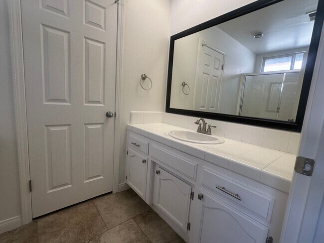 Building Photo - READY NOW! Corner home with a private SPAR...