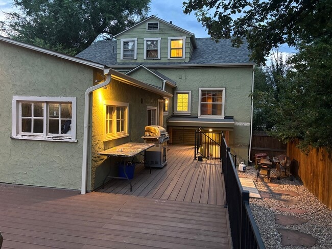 Building Photo - 2002 Baseline Rd