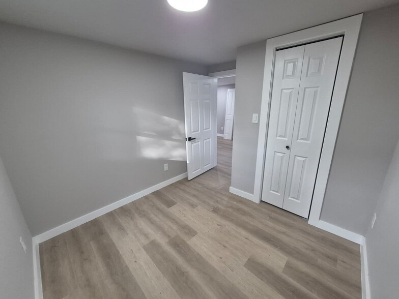 Building Photo - 2209 Gano St