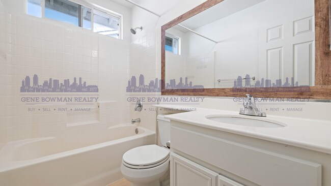 Building Photo - Spacious 4BR/3BA Home with Garage & Private Yard in Prime East Chula Vista