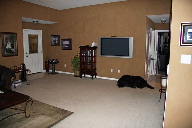 Building Photo - 4208 Brunswick Dr