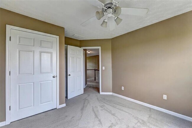 Building Photo - 670 Roxford Ln NE