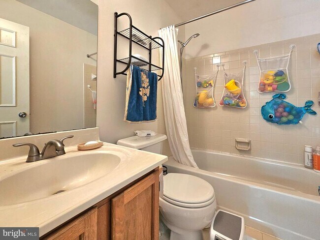 Building Photo - 5939 Heatherwood Ct