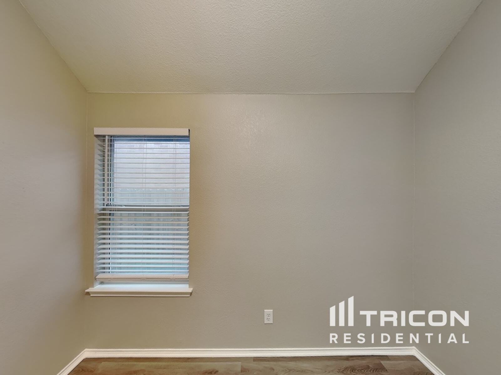 Building Photo - 5401 Creek Hill Ln
