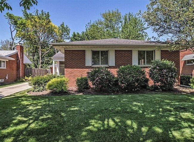 Primary Photo - EXQUISITE Hillside Home