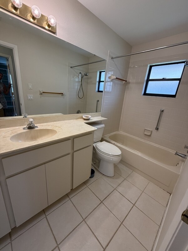 Building Photo - 3424 51st Ave Cir W