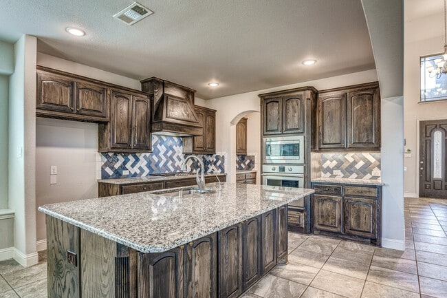 Building Photo - 14015 Steadman Dr