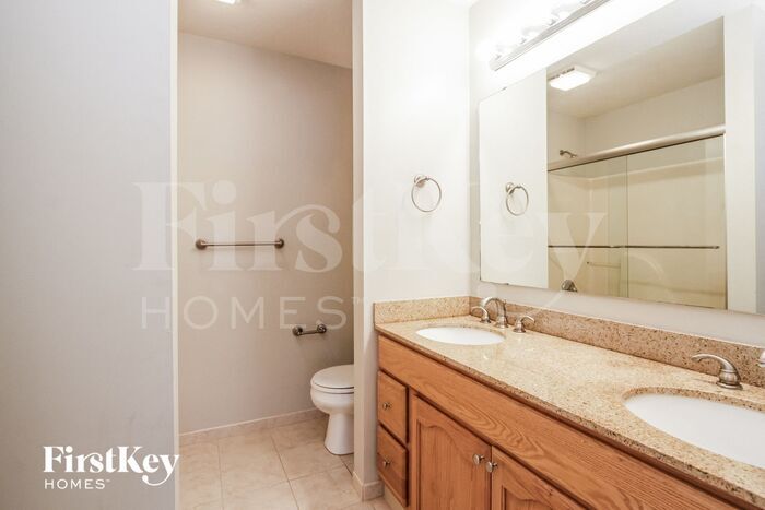 Building Photo - 41 Knoll Ln