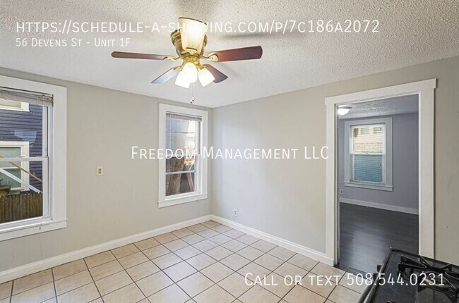 Building Photo - 56 Devens St