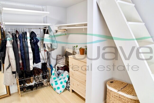 Building Photo - 27 Columbus Ave