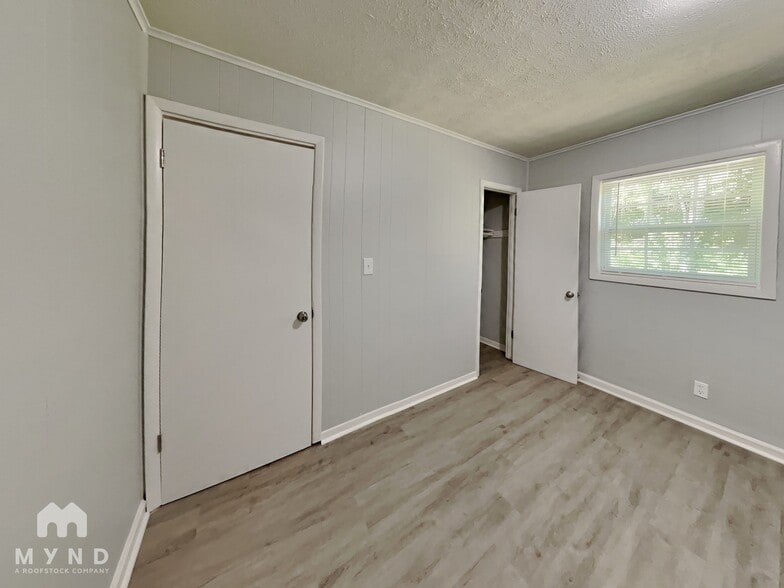 Building Photo - 10122 Allen Dr SW