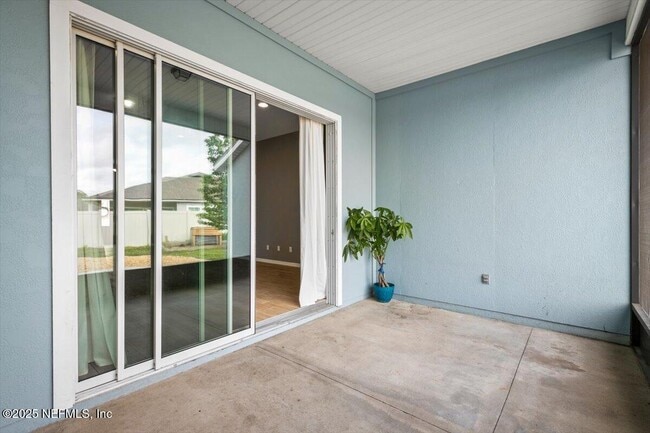 Building Photo - 15646 Winder Lake Dr
