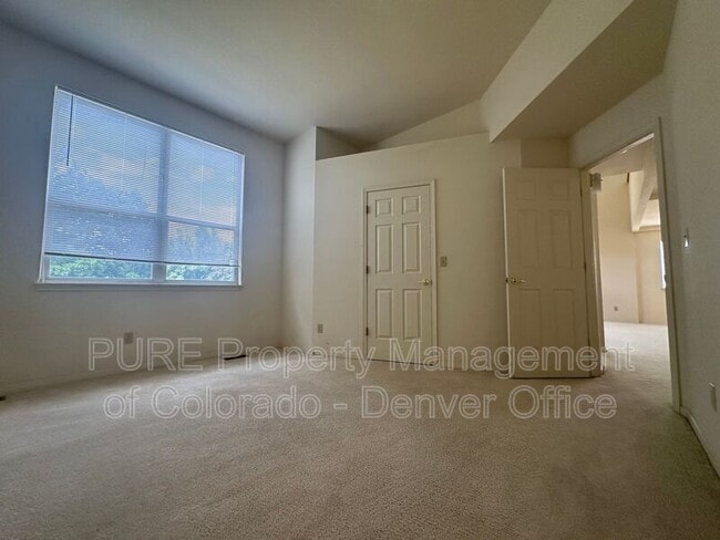 Building Photo - 9705 W Powers Cir