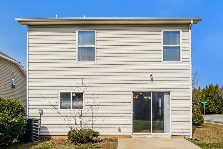 Building Photo - 141 Bellfare Dr