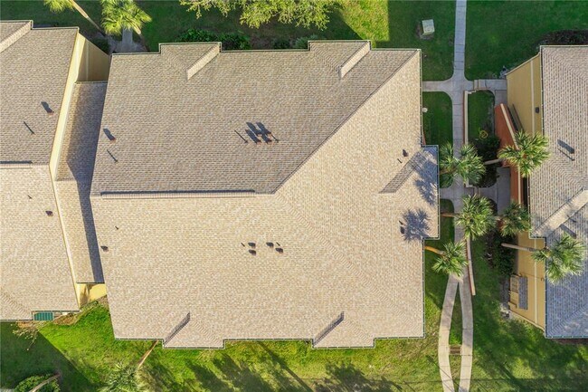 Building Photo - 646 Kenwick Cir