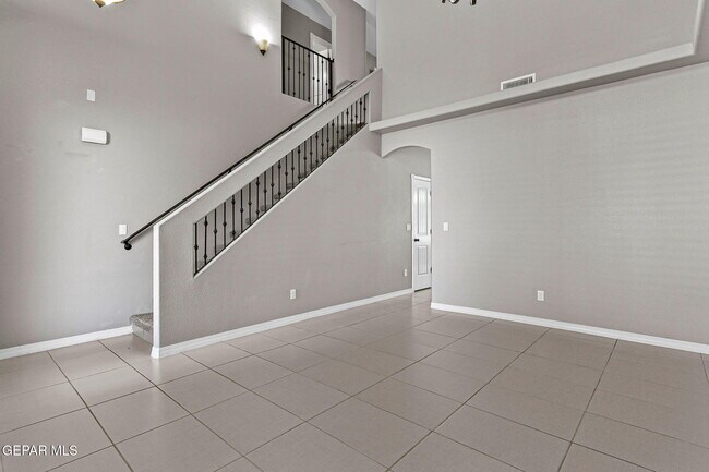 Building Photo - 3129 Spring Willow