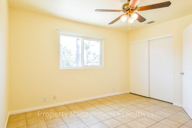Building Photo - 2 Bed, 2 Bath Townhome with Garage & Bonus Room