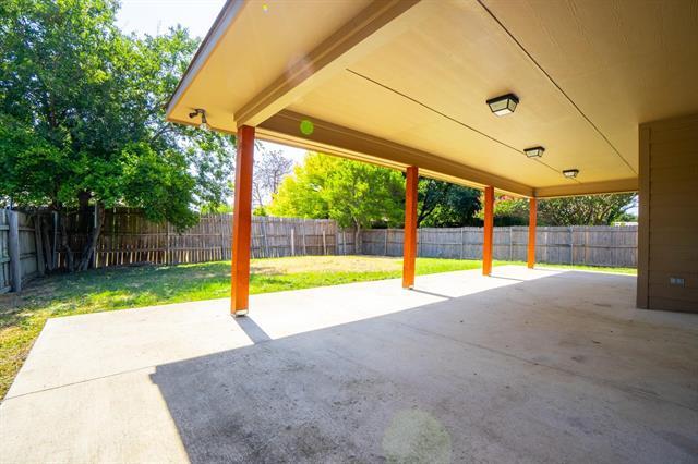 Building Photo - 3405 Spring Meadows Dr