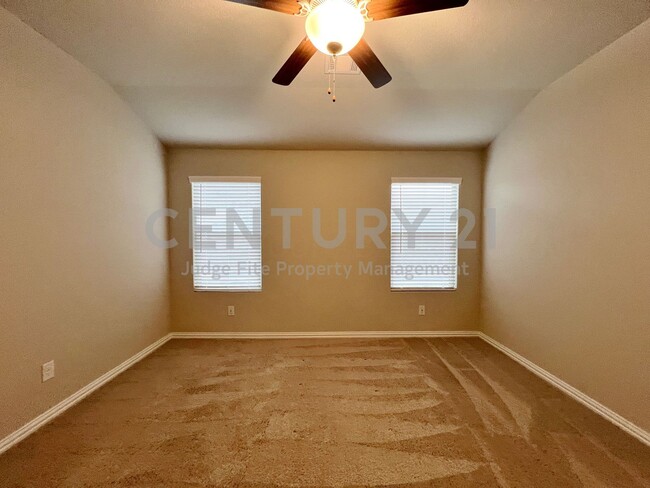 Building Photo - Fantastic 3/2/2 in Fort Worth For Rent!