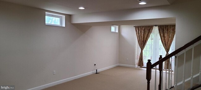 Building Photo - 4506 Nightingale Ct