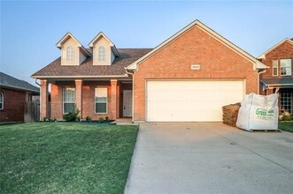 Building Photo - 12532 Clarksburg Trail