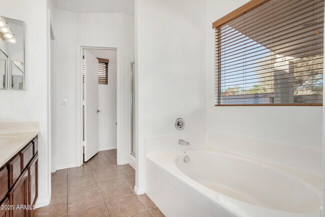 Building Photo - 15448 W Yucatan Dr